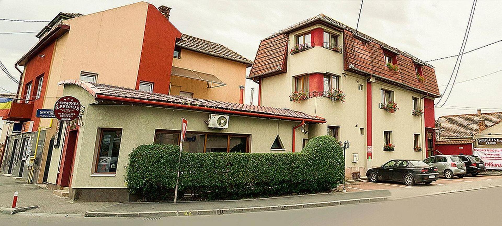 Pensiunea Pedro Cluj-Napoca Esterno foto